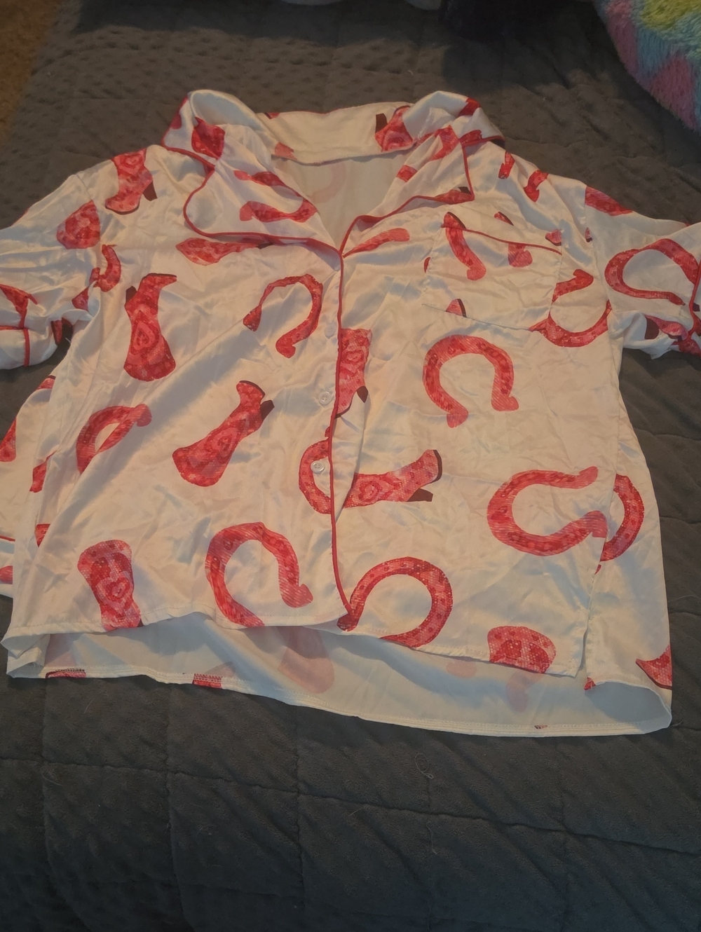 Women's White Pajama Top with Pink Horseshoe Print